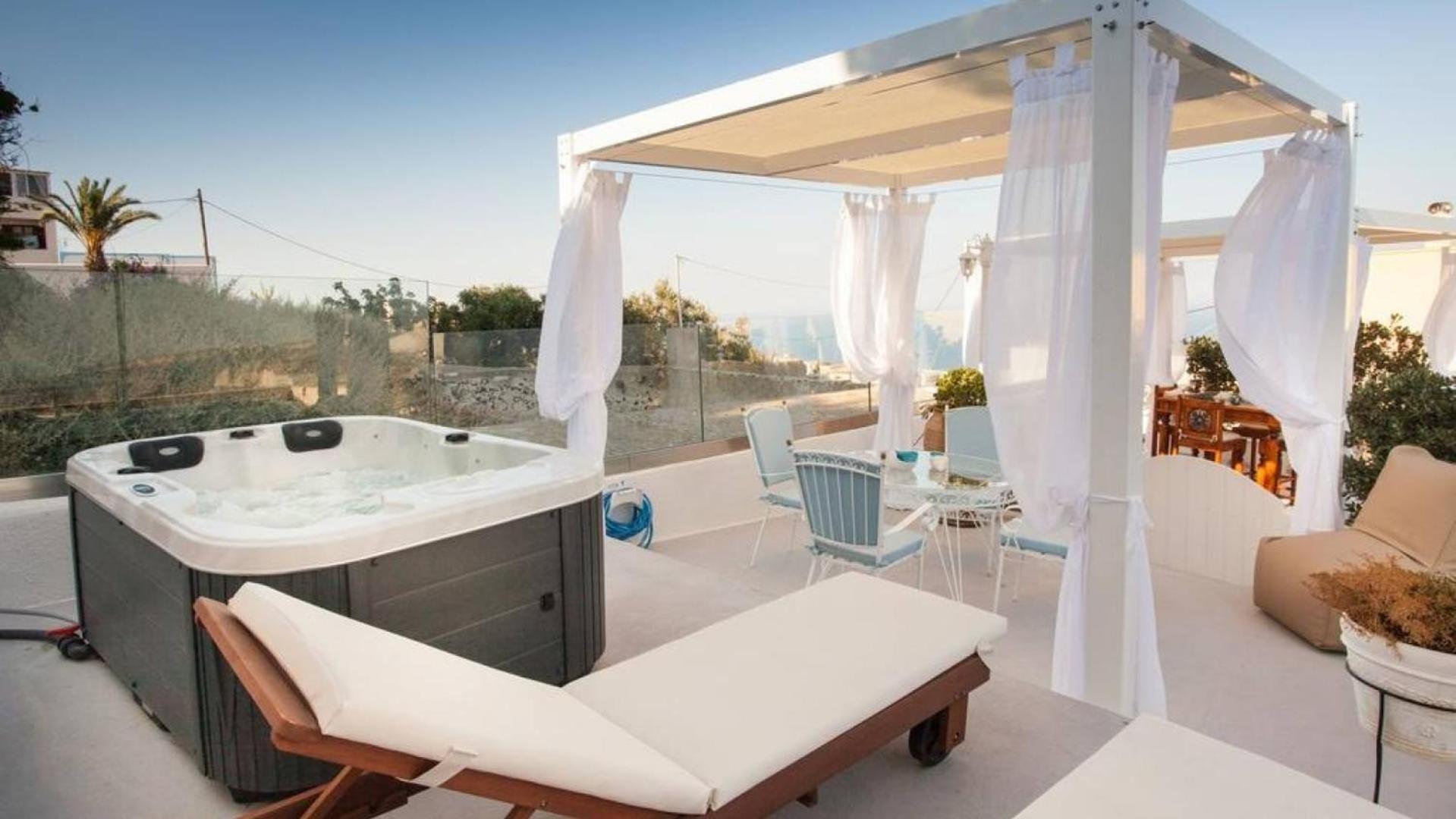 Villa Olive Cave Fira (Santorini)